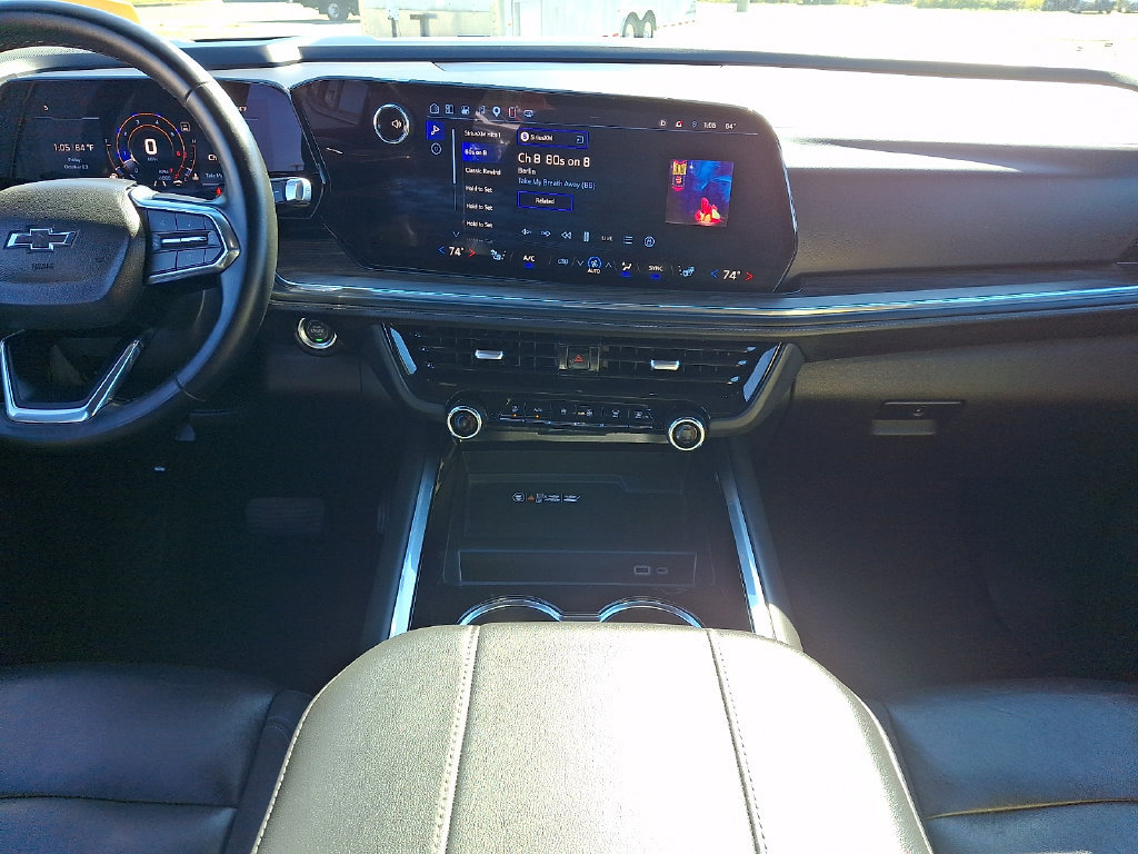 Used 2025 Chevrolet Tahoe Z71 AWD/4WD image 16