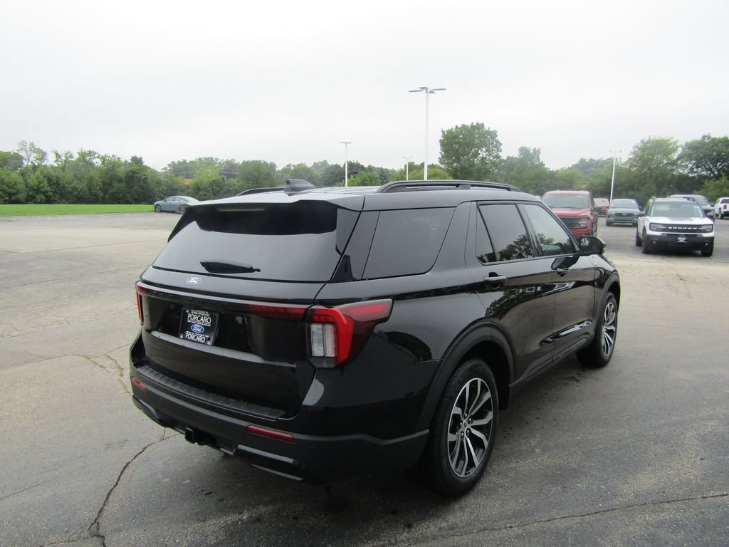 New 2027 Ford Explorer ST-Line AWD/4WD image 8