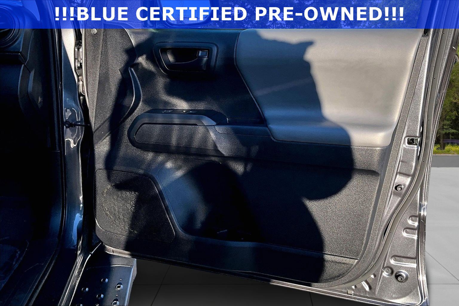 Used 2023 Toyota Tacoma SR image 29