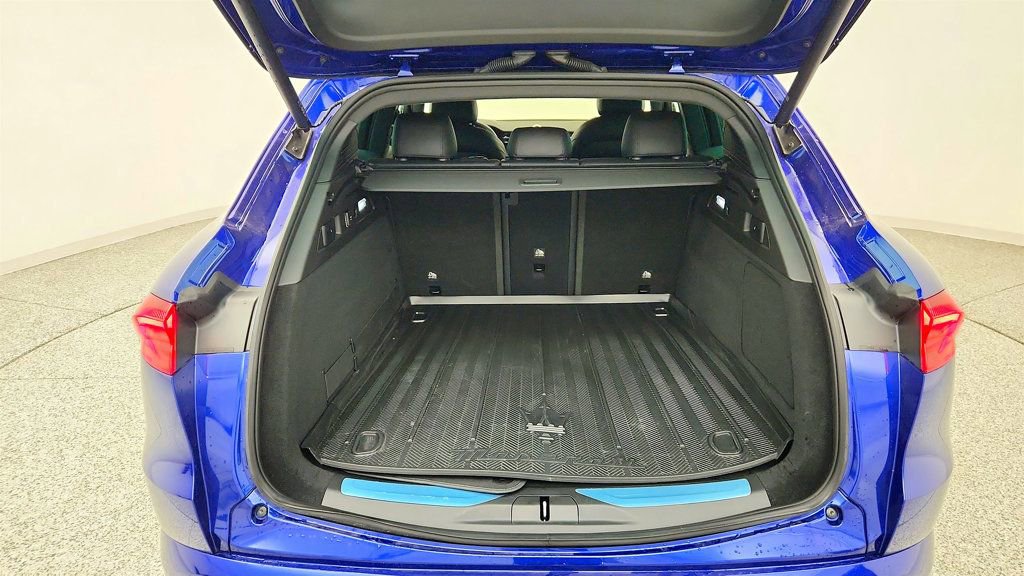 Used 2023 Maserati Grecale Modena AWD/4WD image 23