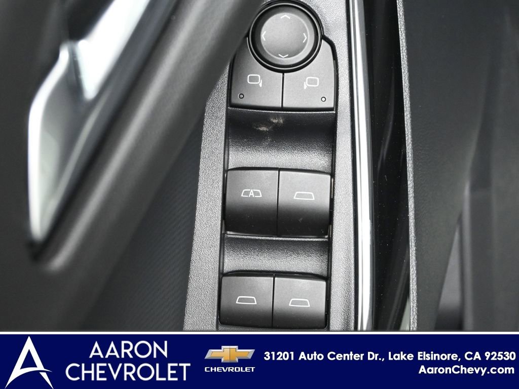 New 2026 Chevrolet Equinox LT image 18