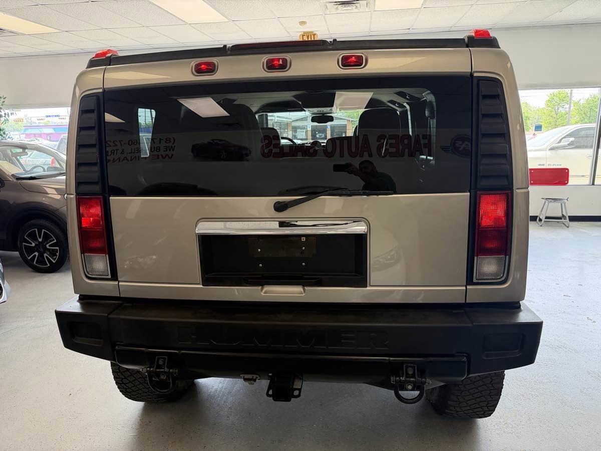 Used 2005 HUMMER H2 image 11
