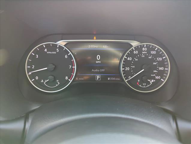 New 2025 Nissan Sentra SR w/ SR Premium Package FWD image 9