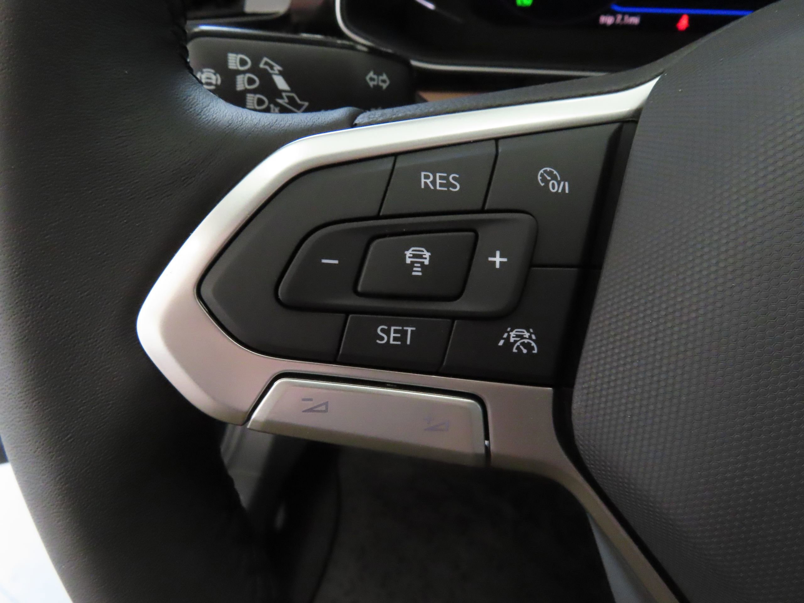 New 2026 Volkswagen Jetta SEL image 13