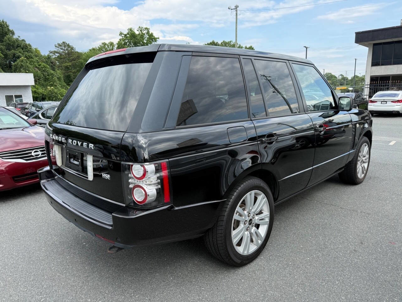 Used 2012 Land Rover Range Rover HSE LUX AWD/4WD image 4