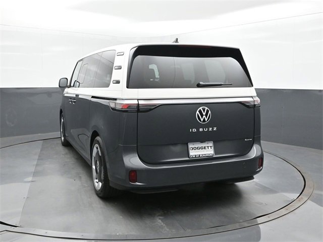 New 2025 Volkswagen ID. Buzz Pro S Plus image 8