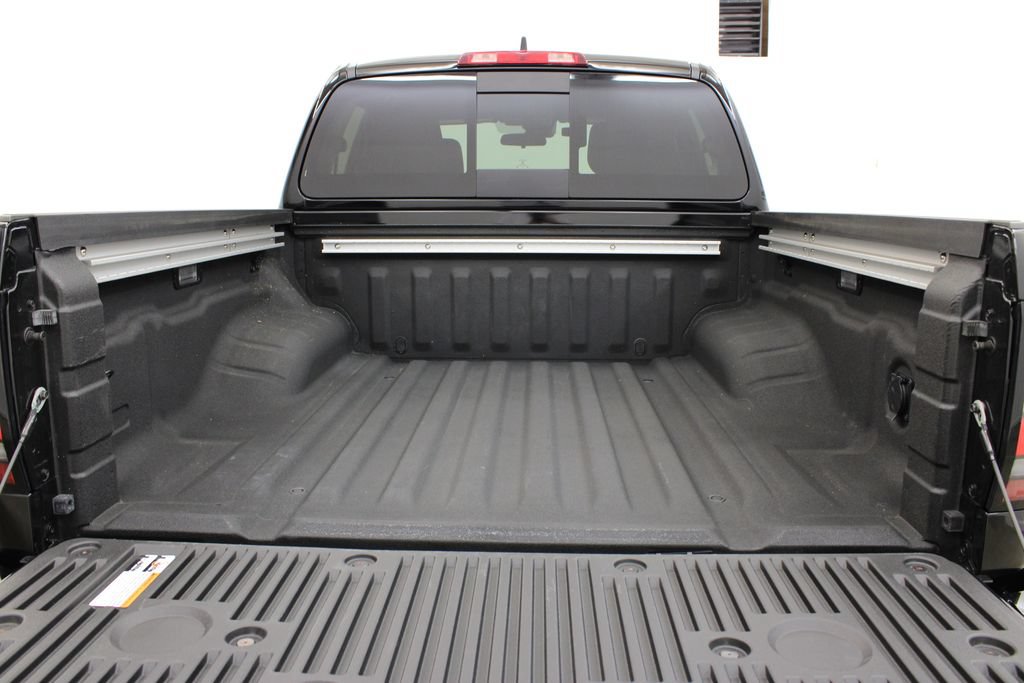 Used 2023 Nissan Frontier Pro-X w/ Pro Convenience Package RWD image 29