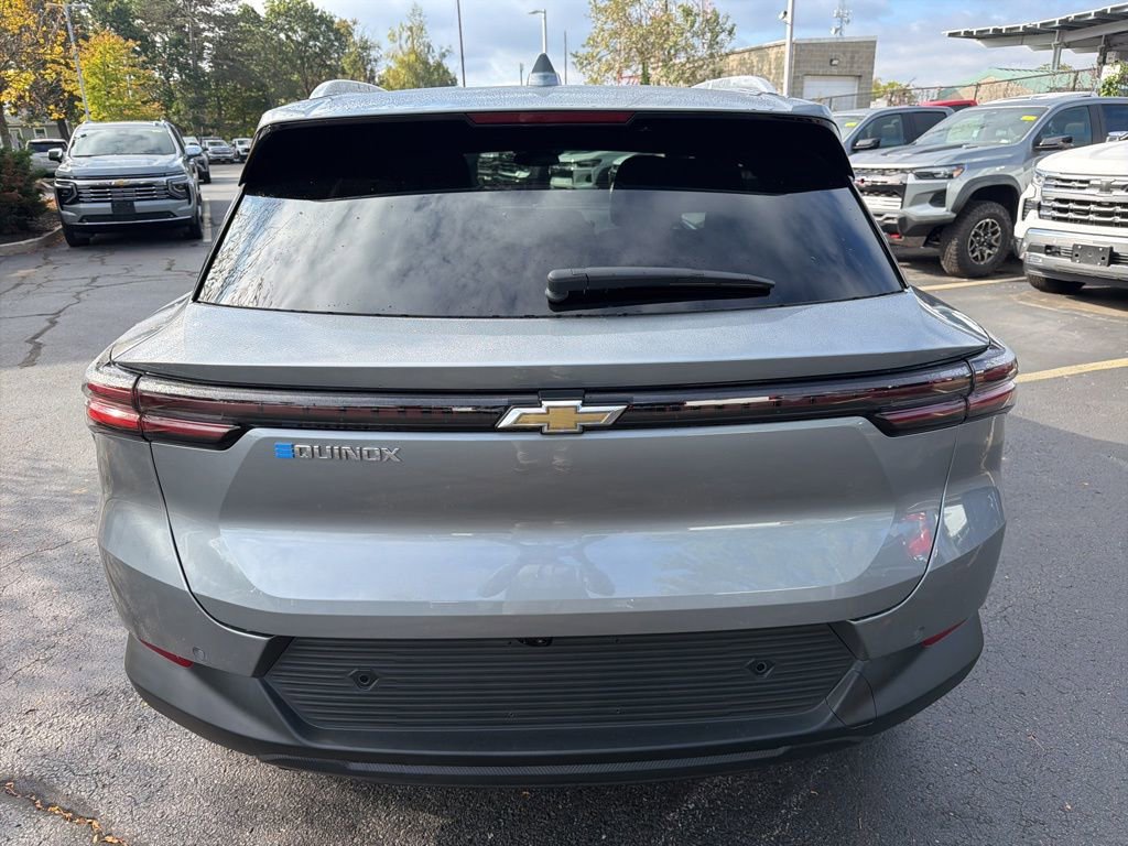New 2026 Chevrolet Equinox EV LT image 4