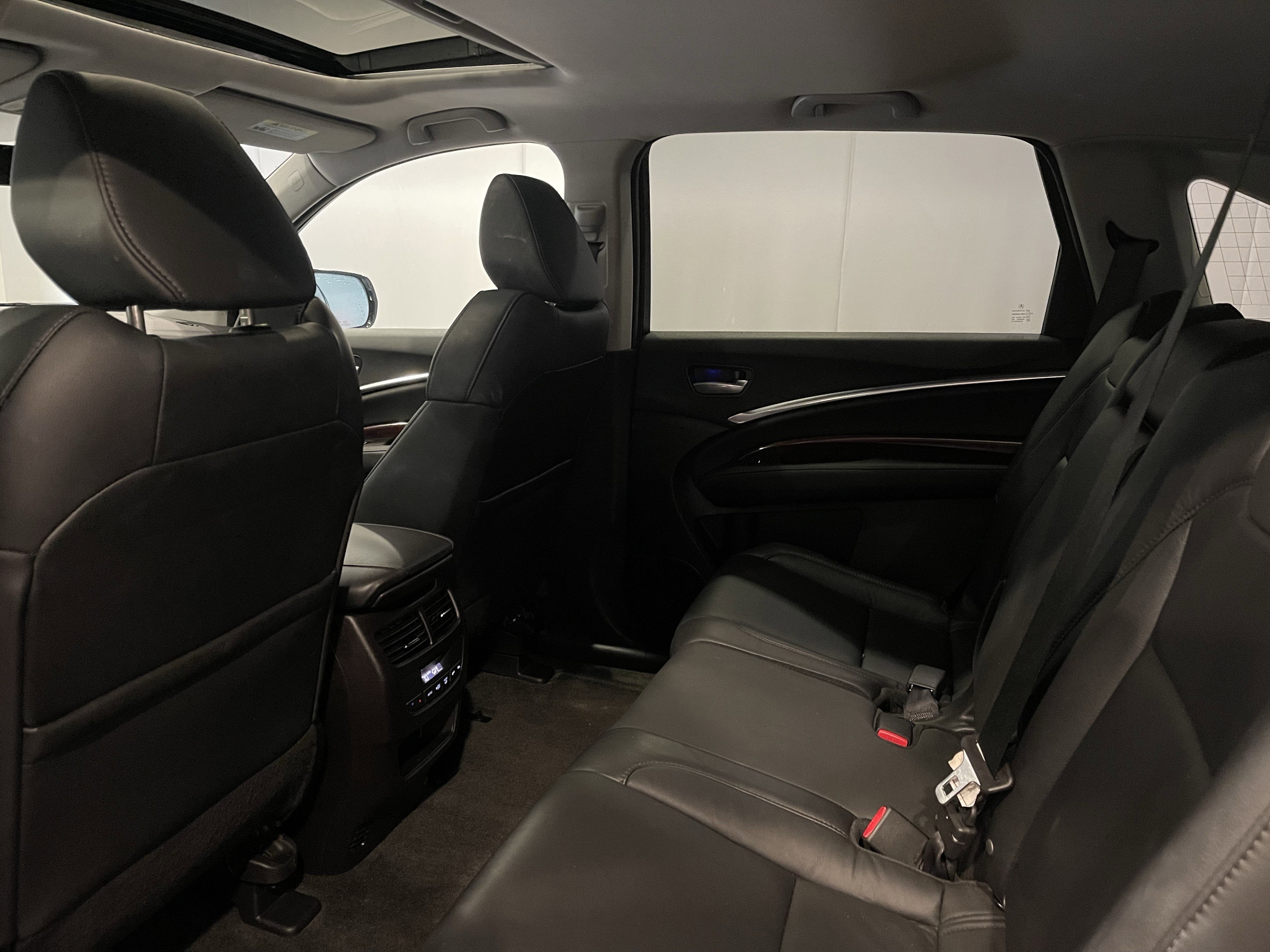 Used 2016 Acura MDX SH-AWD image 23