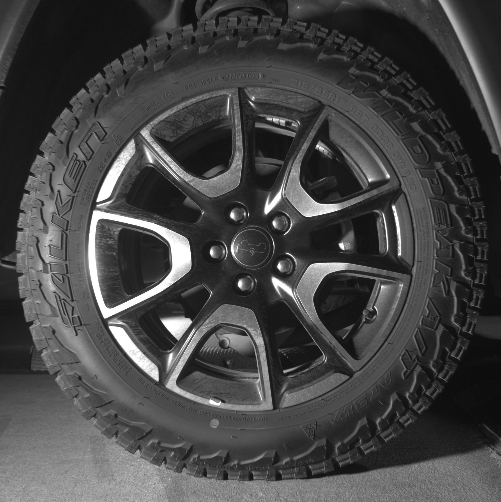 Used 2025 Jeep Compass Trailhawk image 15