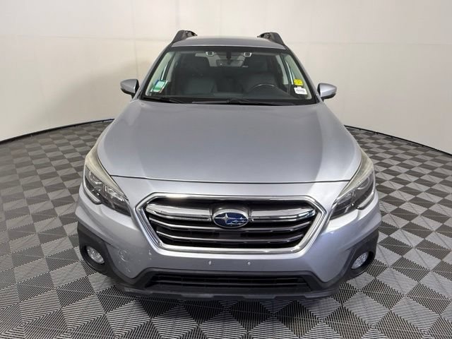 Used 2019 Subaru Outback 2.5i Limited AWD/4WD image 9