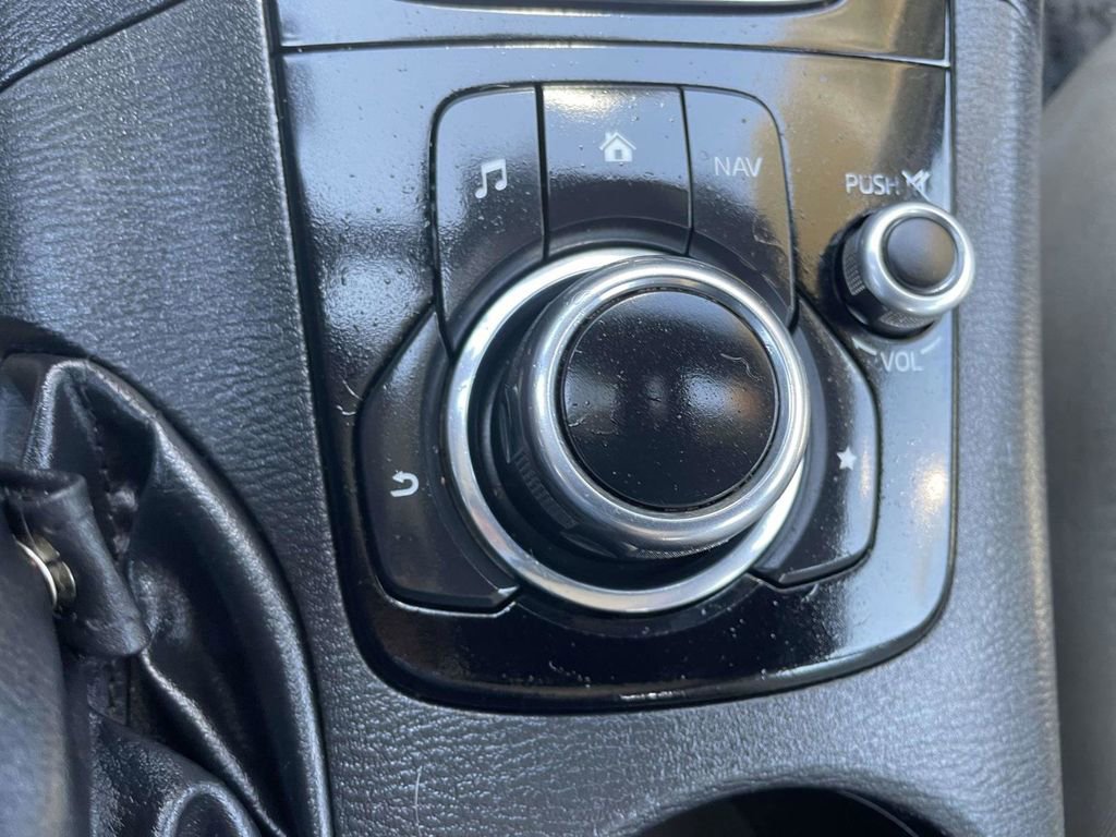 Used 2016 MAZDA MAZDA3 i Sport w/ Preferred Equipment Package FWD image 42