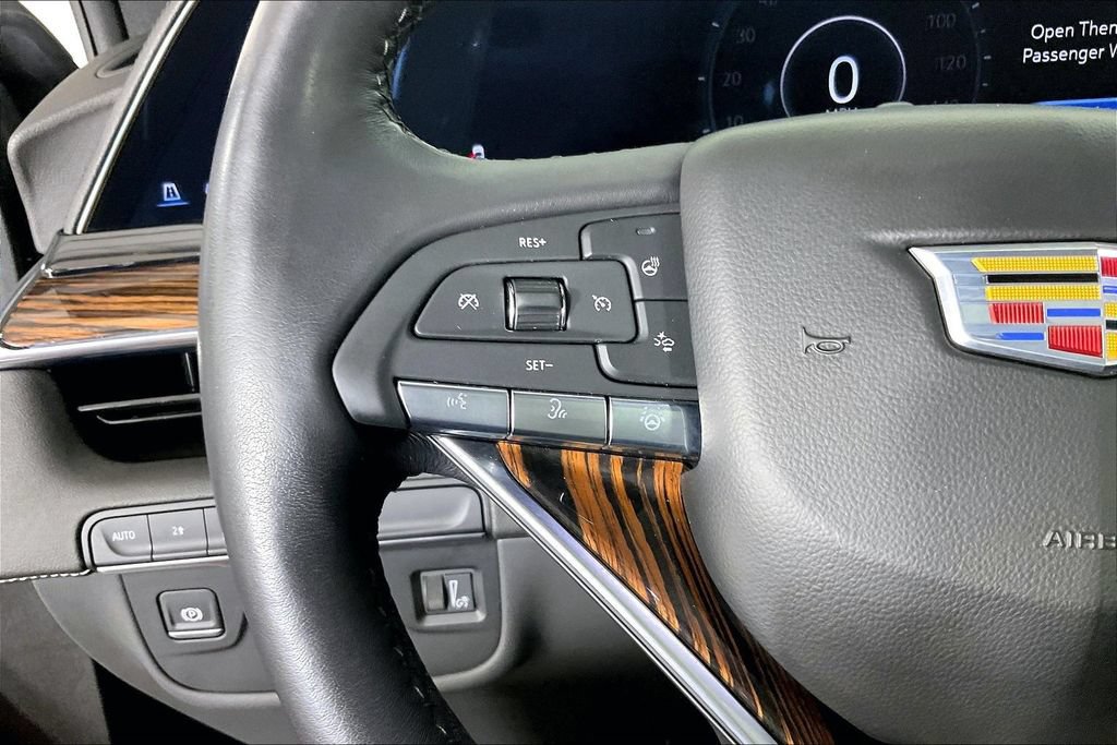 Used 2024 Cadillac Escalade ESV Premium Luxury AWD/4WD image 23