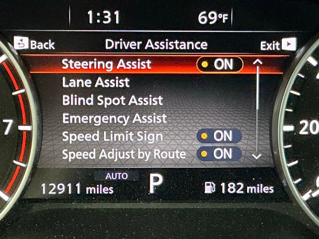 Used 2023 Nissan Rogue SL w/ SL Premium Package image 9