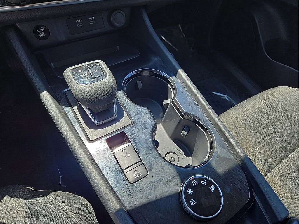 Used 2024 Nissan Rogue SV AWD/4WD image 31