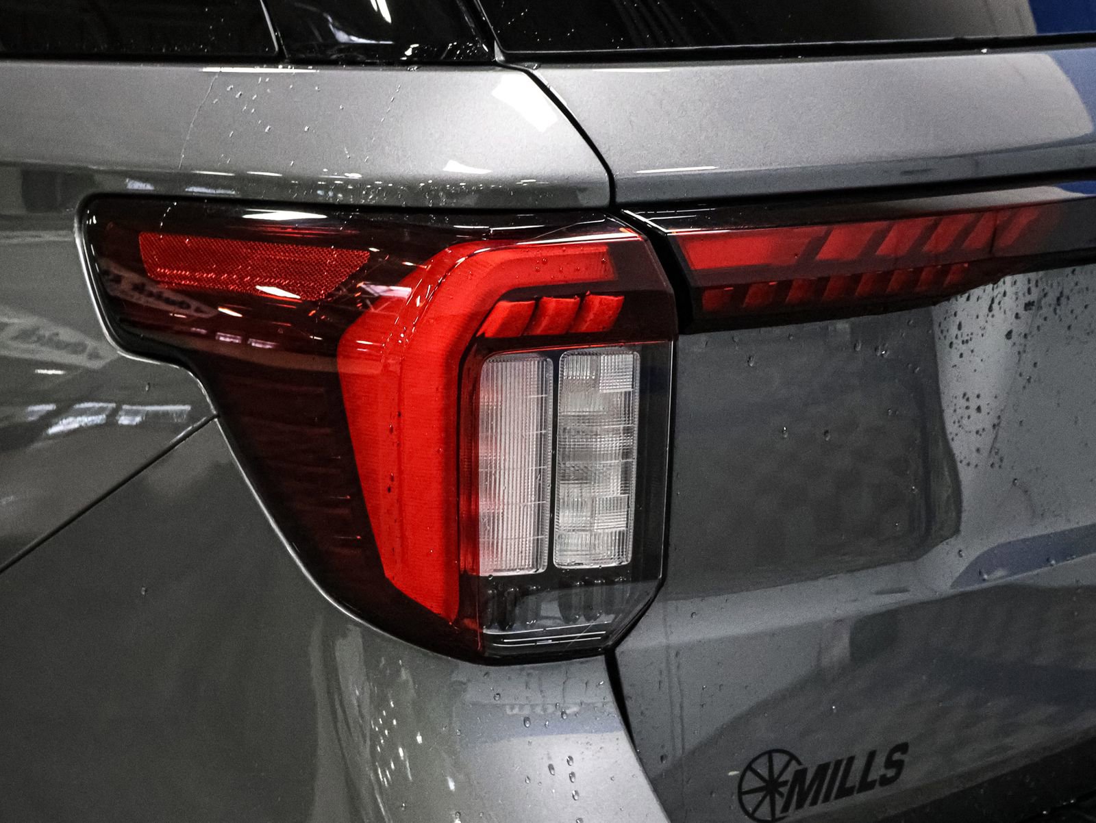 Certified 2025 Ford Explorer ST image 15