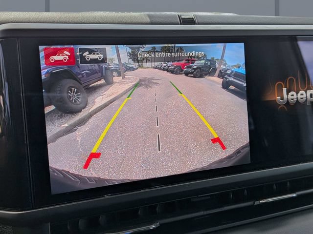 Certified 2025 Jeep Wrangler Rubicon w/ Safety Group AWD/4WD image 17