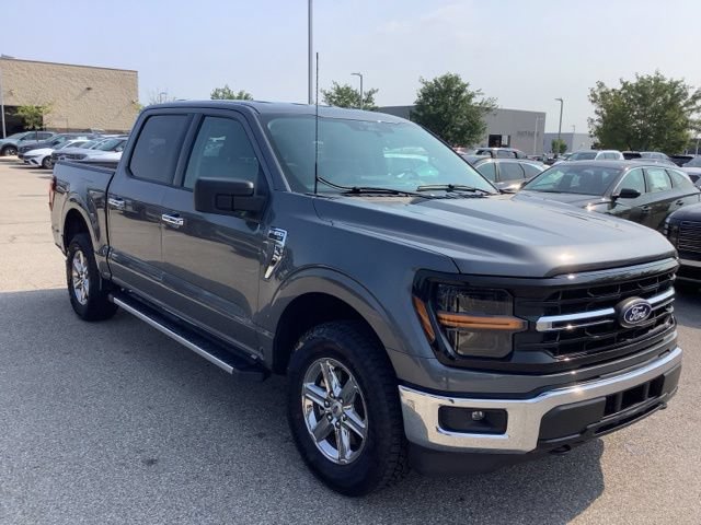 Used 2025 Ford F150 XLT w/ Equipment Group 301A Standard AWD/4WD image 3