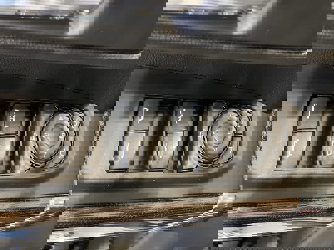 Used 2022 Chevrolet Silverado 1500 LT Trail Boss w/ Bed Protection Package image 16