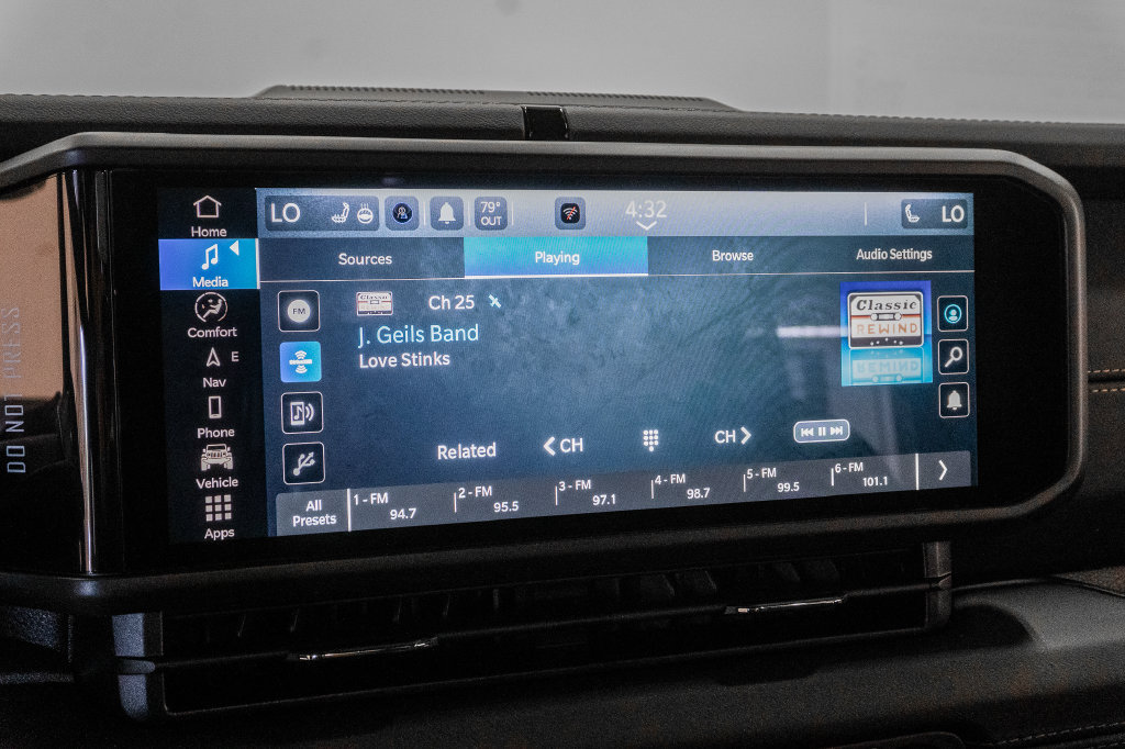 New 2027 Jeep Wrangler Unlimited Sahara AWD/4WD image 18