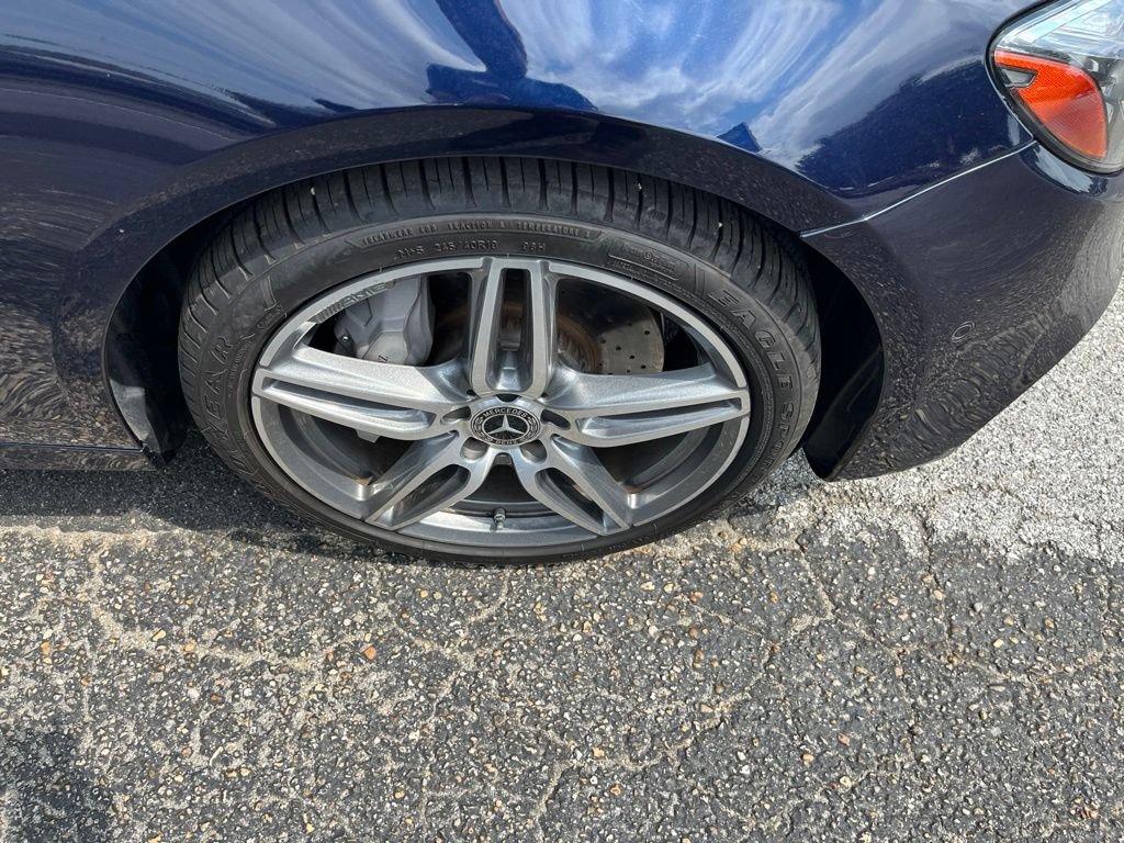 Used 2018 Mercedes-Benz E 300 4MATIC image 45