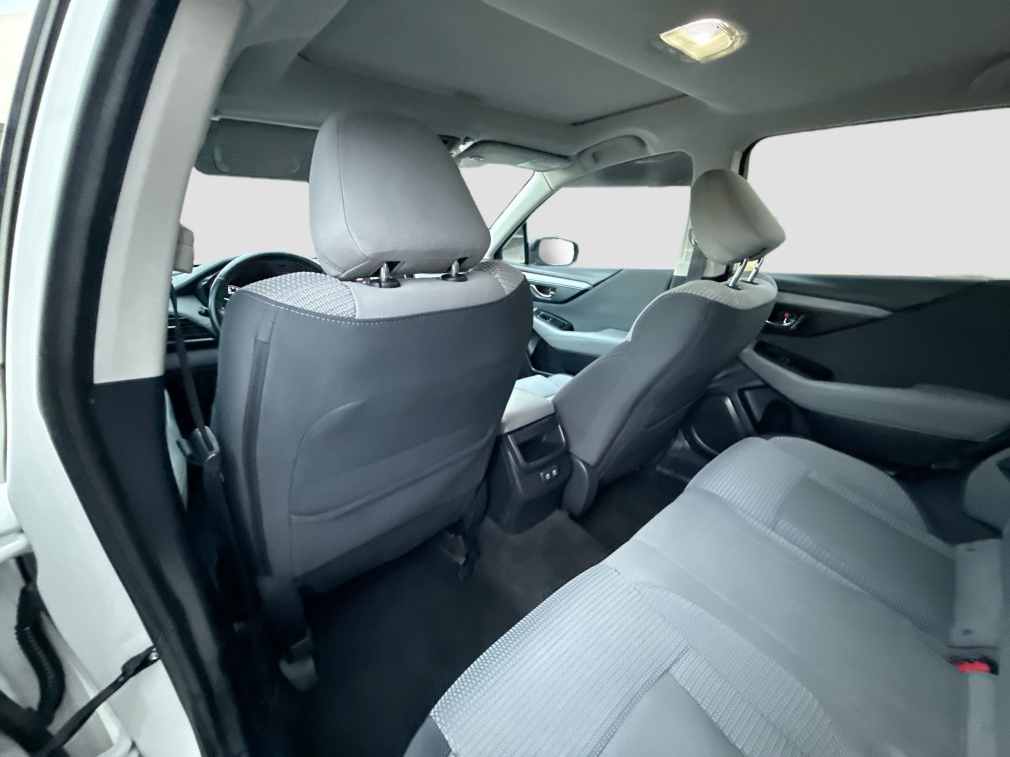 Used 2020 Subaru Outback Premium image 21