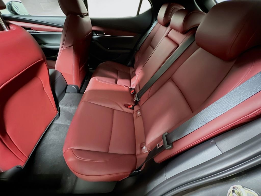 New 2026 MAZDA MAZDA3 Hatchback w/Premium Plus Pkg image 19