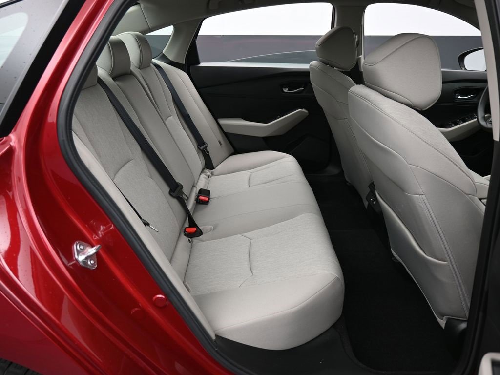 Certified 2025 Honda Accord LX image 37