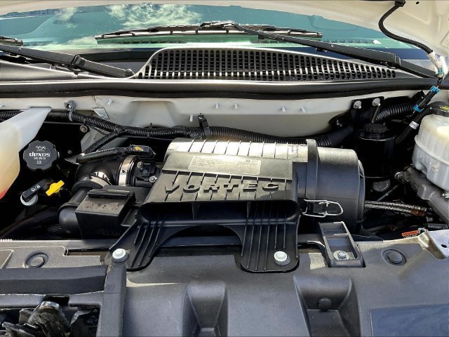 Certified 2020 Chevrolet Express 3500 LT w/ LT Preferred Equipment Group RWD image 33