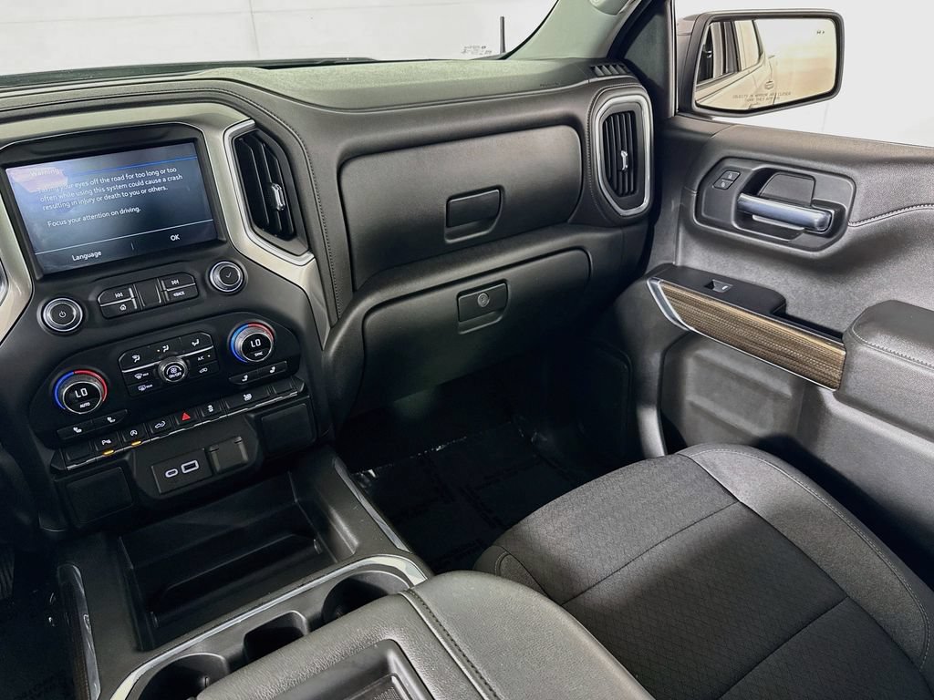 Used 2022 Chevrolet Silverado 1500 RST w/ Safety Package AWD/4WD image 22