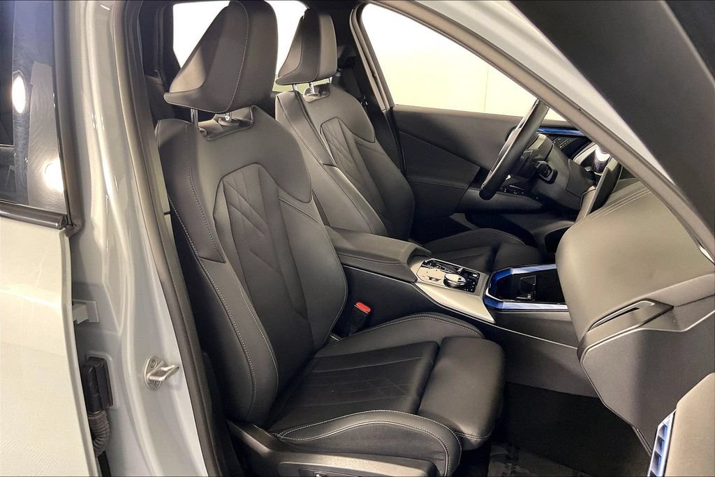Used 2025 BMW X3 xDrive30i AWD/4WD image 9