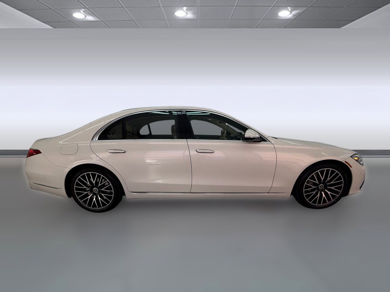 Certified 2022 Mercedes-Benz S 500 4MATIC image 7