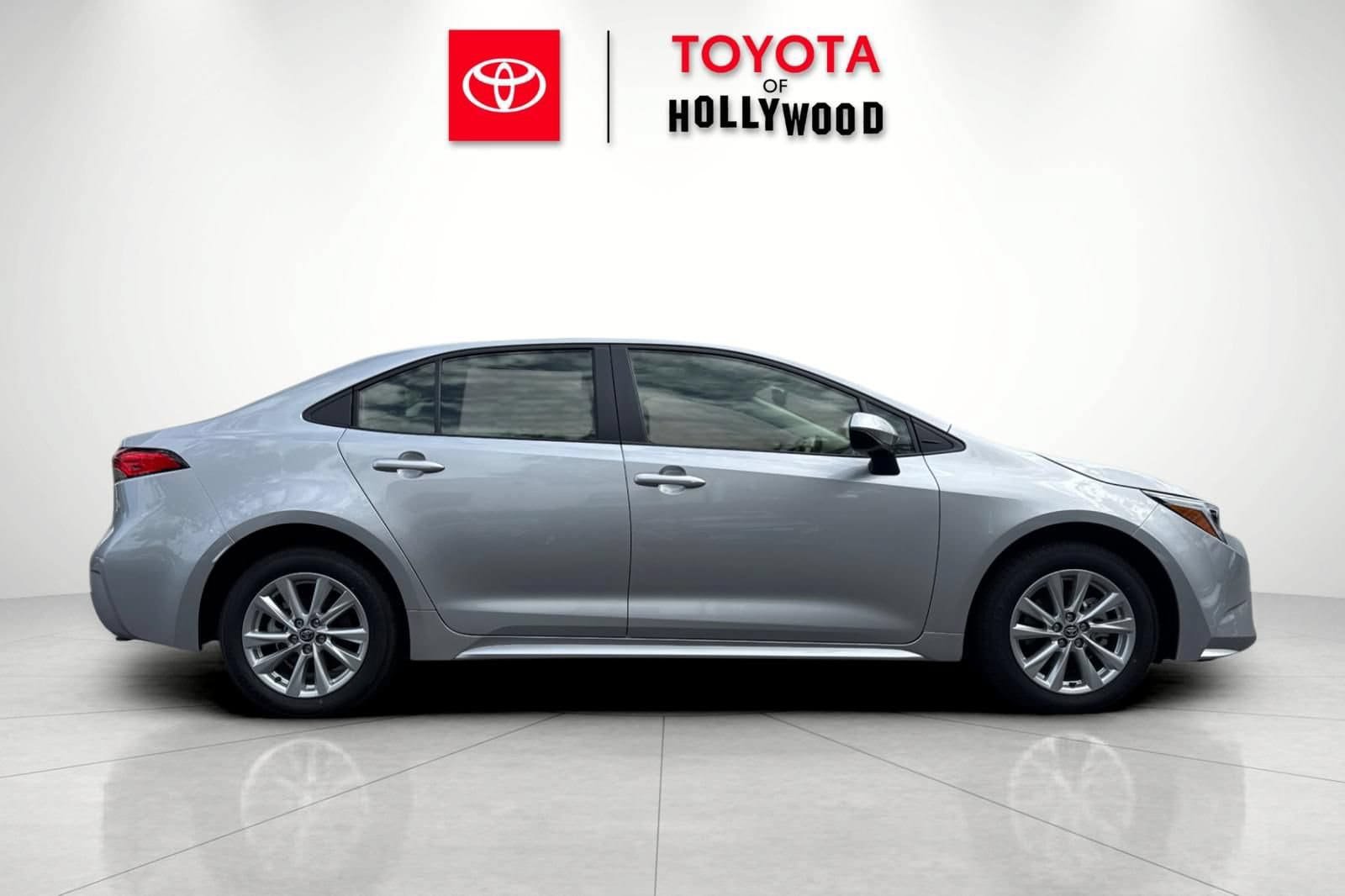 New 2026 Toyota Corolla LE w/ LE Premium Package FWD image 3