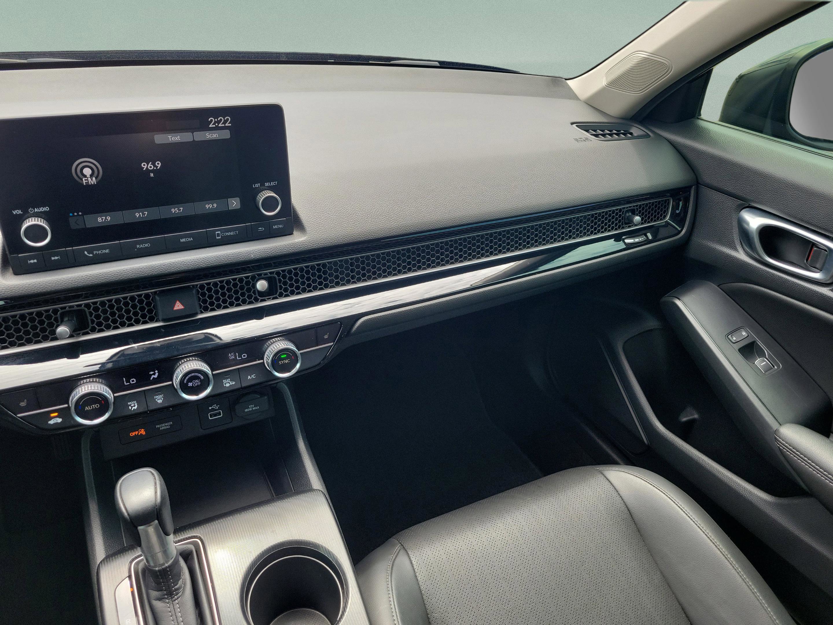 Certified 2024 Honda Civic EX-L image 17