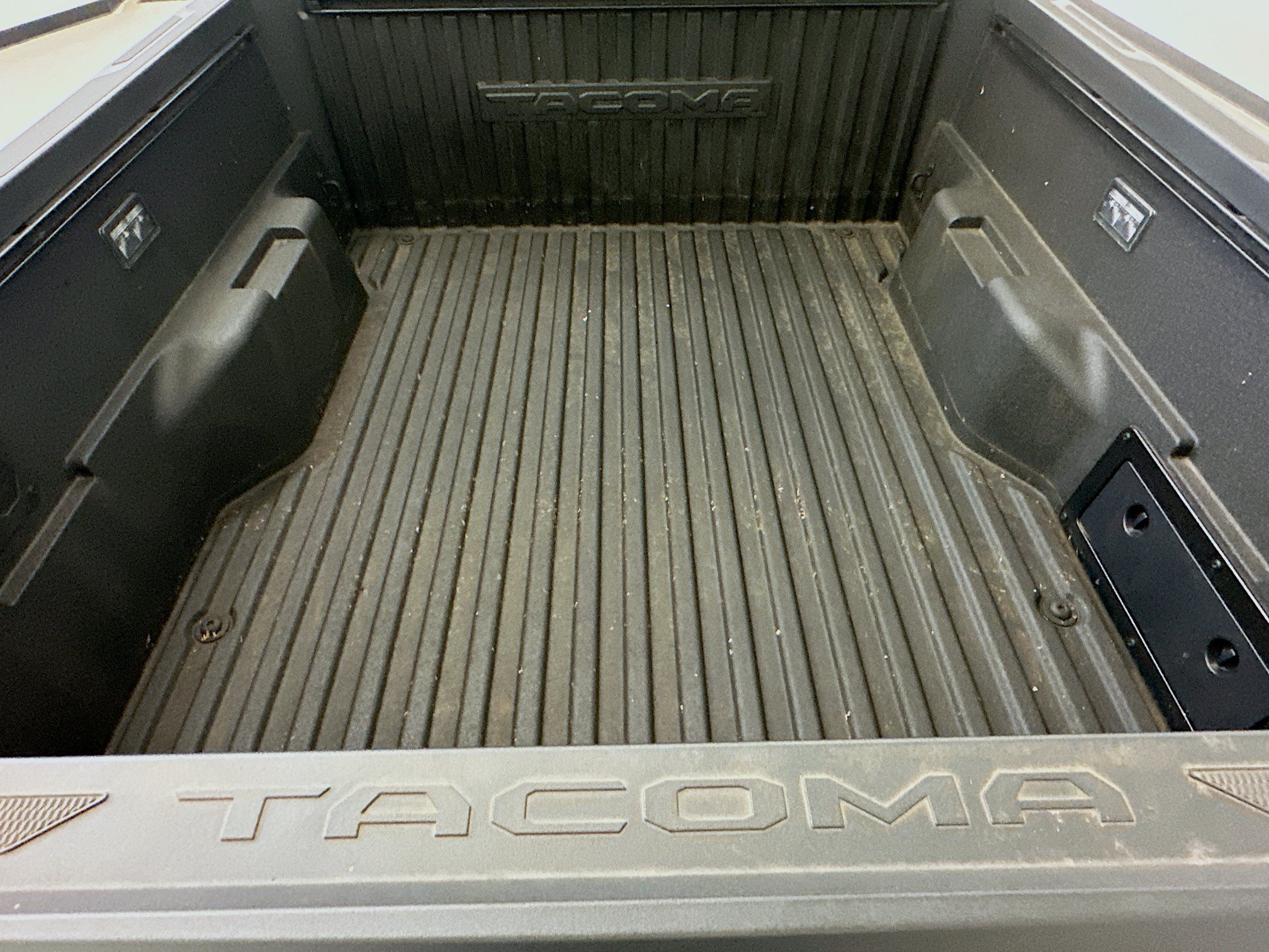 Used 2026 Toyota Tacoma Limited AWD/4WD image 31