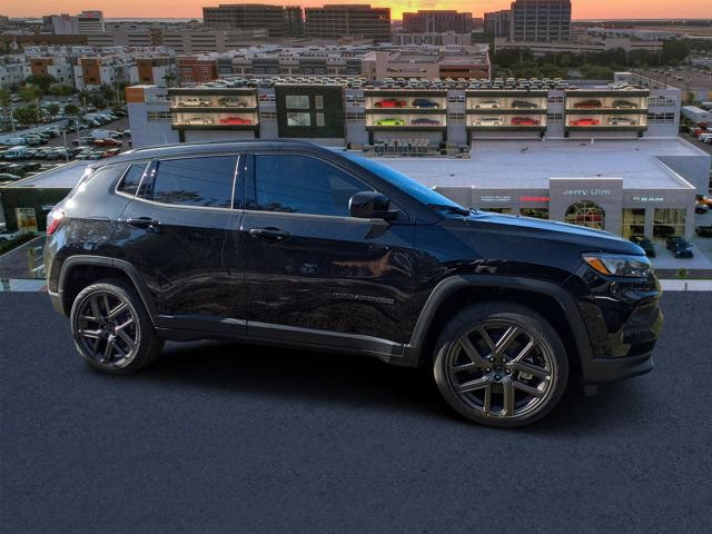 New 2026 Jeep Compass Latitude w/ Sun and Sound Group