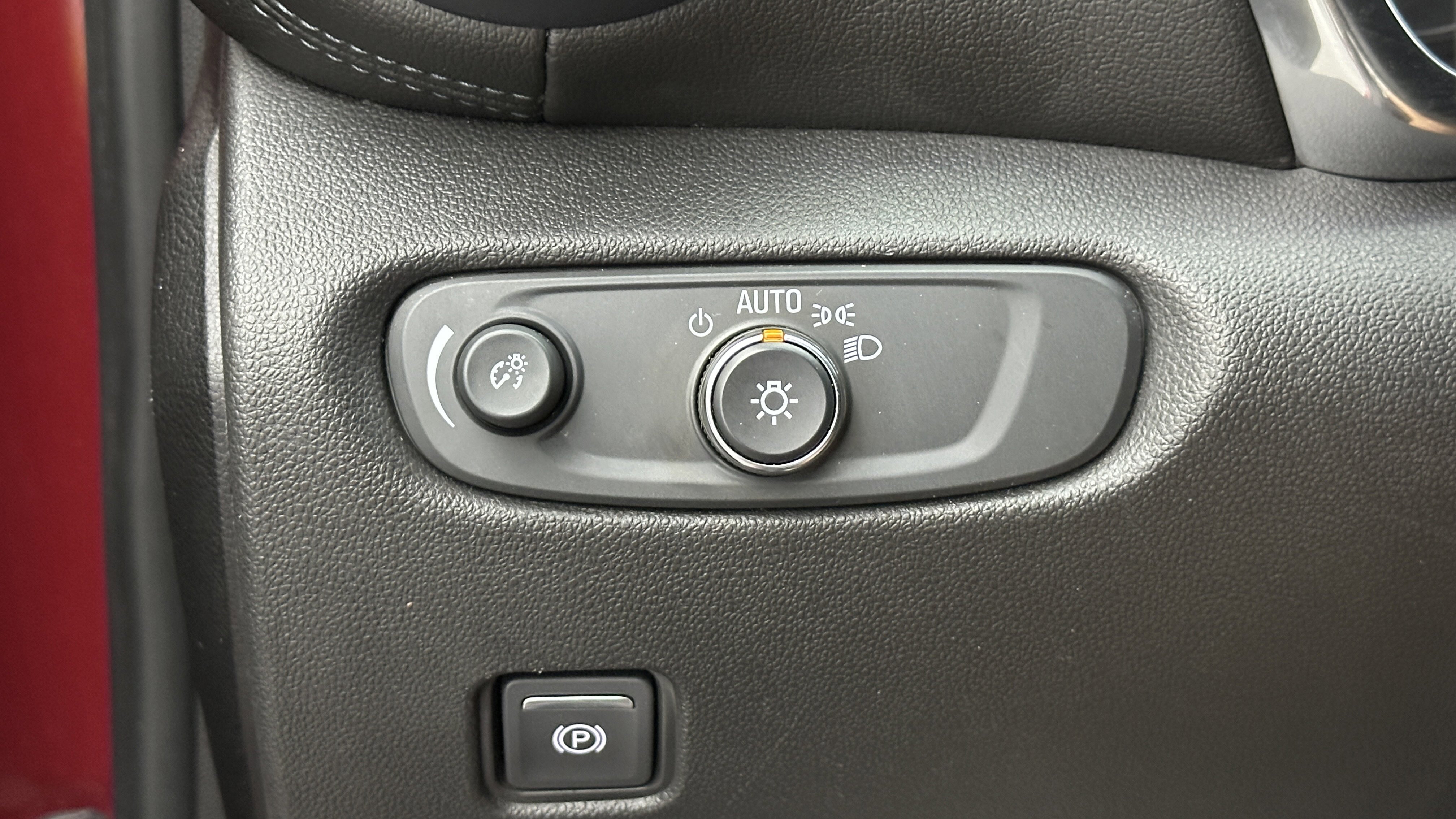 Used 2019 Chevrolet Blazer LT image 22