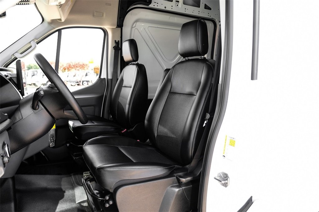 Used 2022 Ford E-Transit 148 High Roof Extended image 30