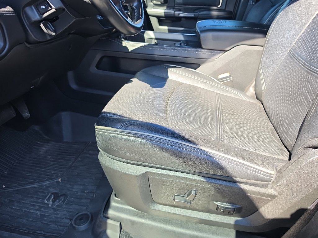 Used 2022 RAM 3500 Limited AWD/4WD image 15