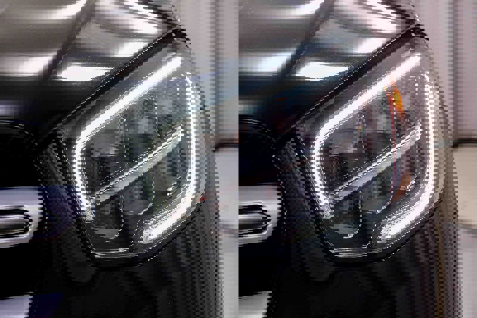 Certified 2022 Mercedes-Benz GLC 300 image 11