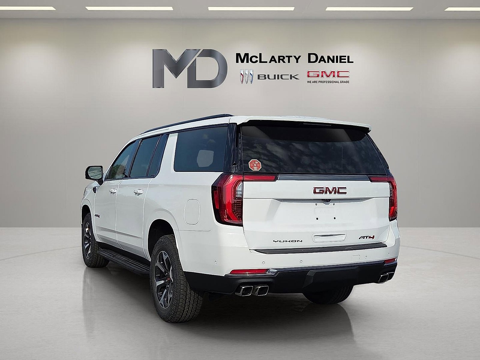 New 2026 GMC Yukon XL AT4 image 4
