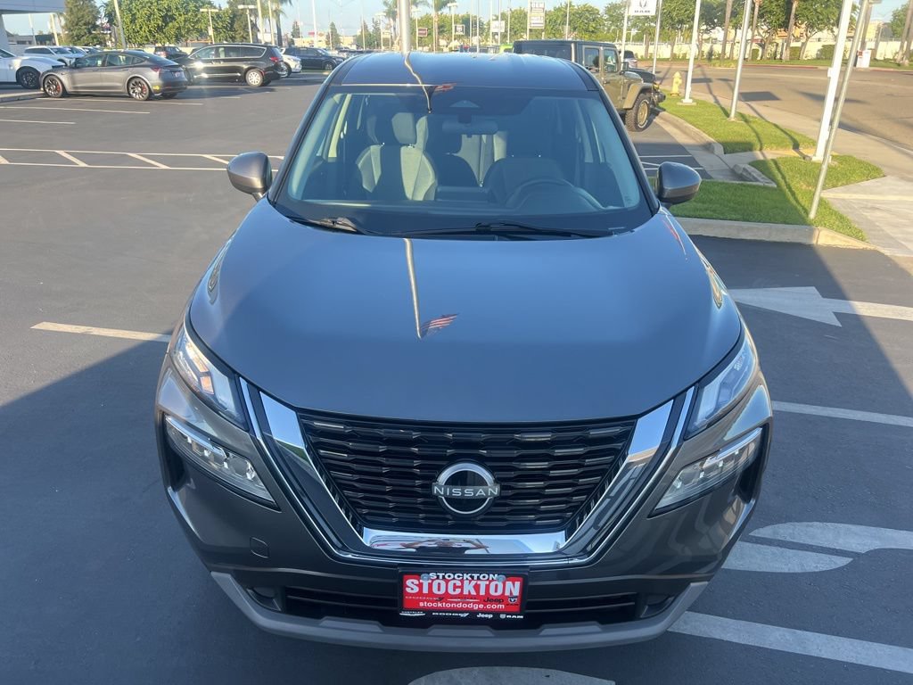 Used 2023 Nissan Rogue SV FWD image 6