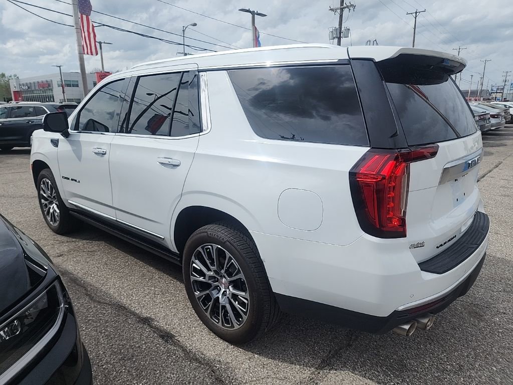Used 2023 GMC Yukon Denali image 7