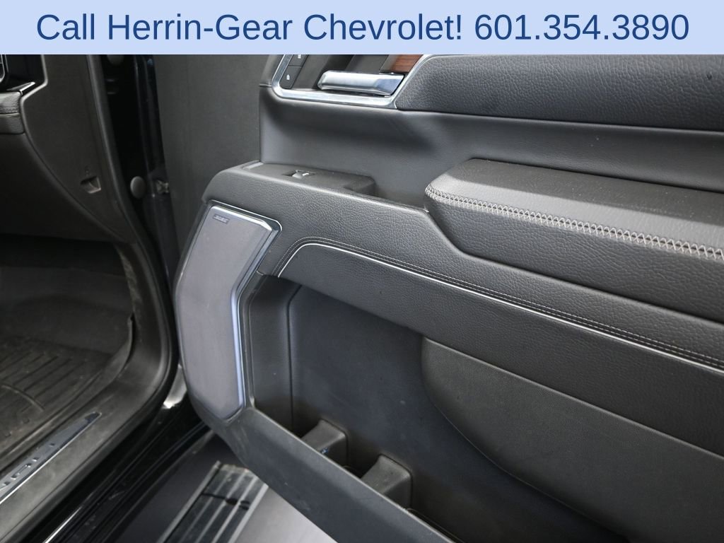 Used 2024 GMC Sierra 3500 Denali w/ Denali Reserve Package image 26