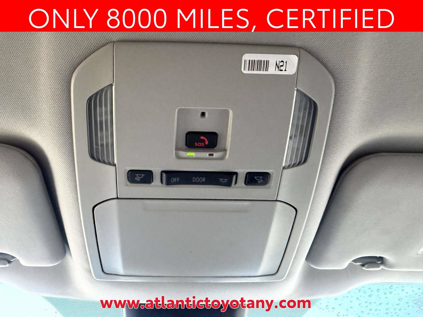 Used 2025 Toyota Highlander LE AWD/4WD image 32