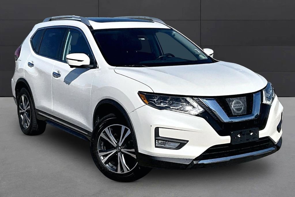 Used 2017 Nissan Rogue SL w/ SL Premium Package AWD/4WD image 9
