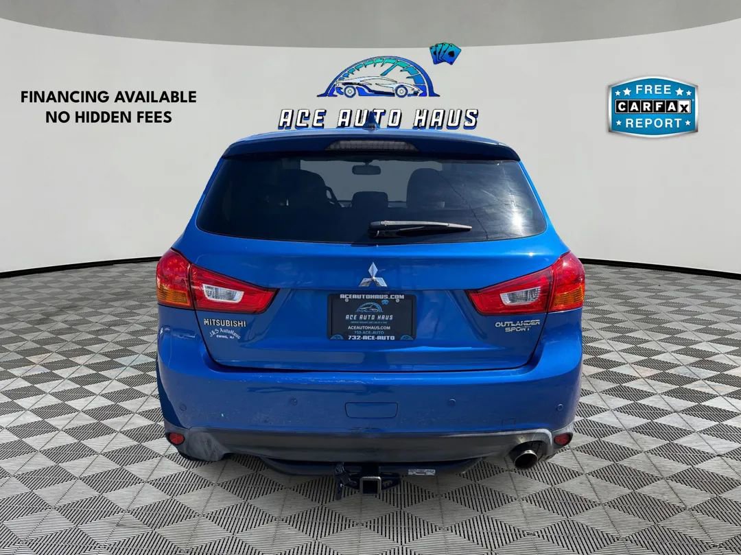 Used 2017 Mitsubishi Outlander Sport ES image 6