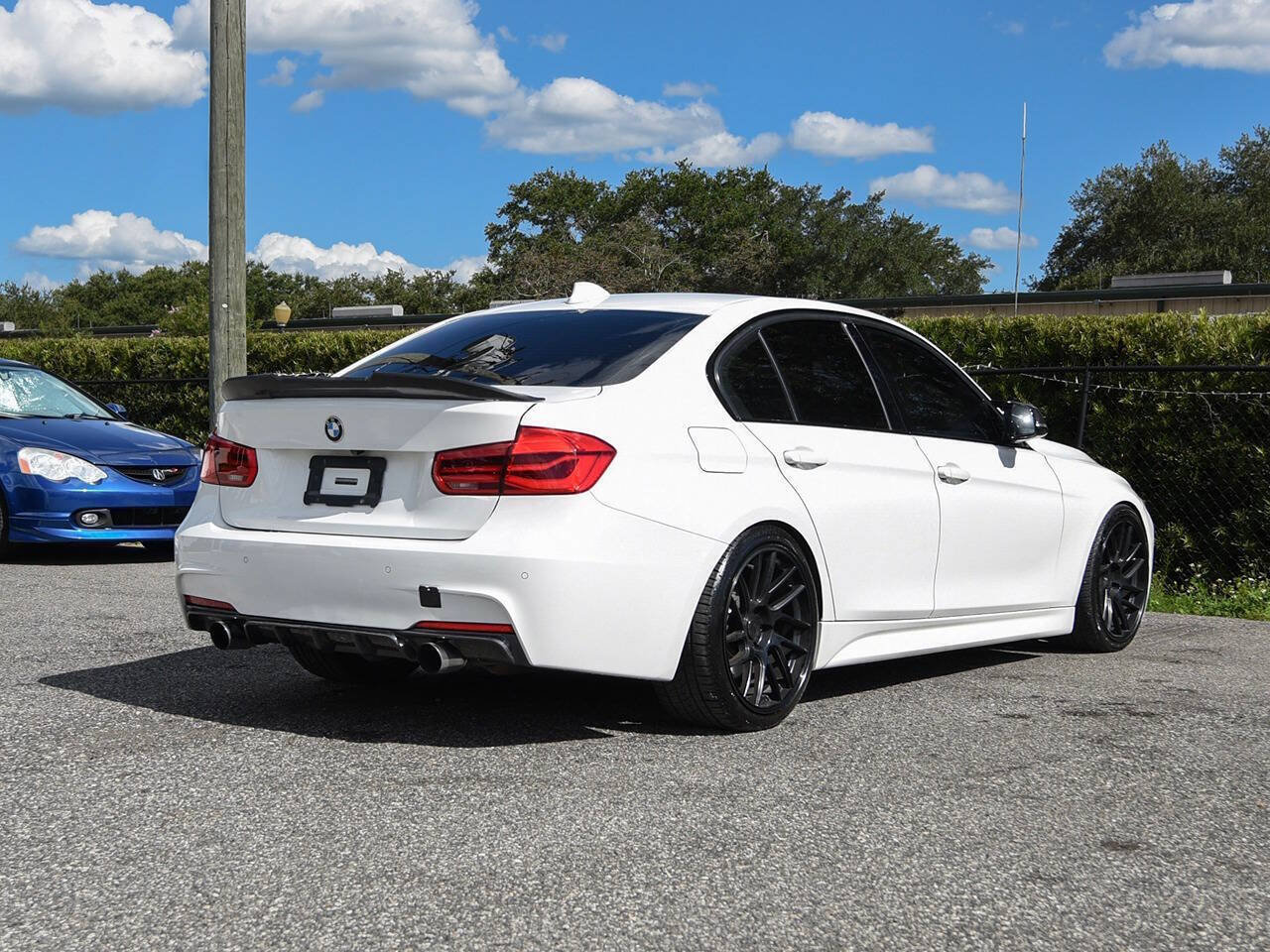 Used 2017 BMW 340i Sedan RWD image 7