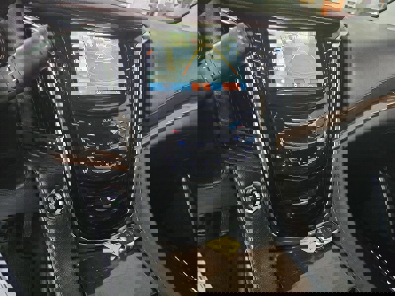 Used 2017 Cadillac Escalade ESV Premium Luxury AWD/4WD image 27