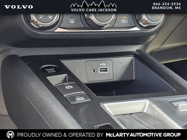 Used 2025 Nissan Kicks S w/ Charging Package FWD image 21